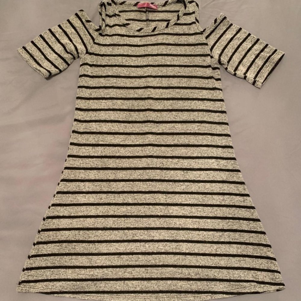 GIRLS AQUA DRESS GRAY AND BLACK STRIPE SZ M